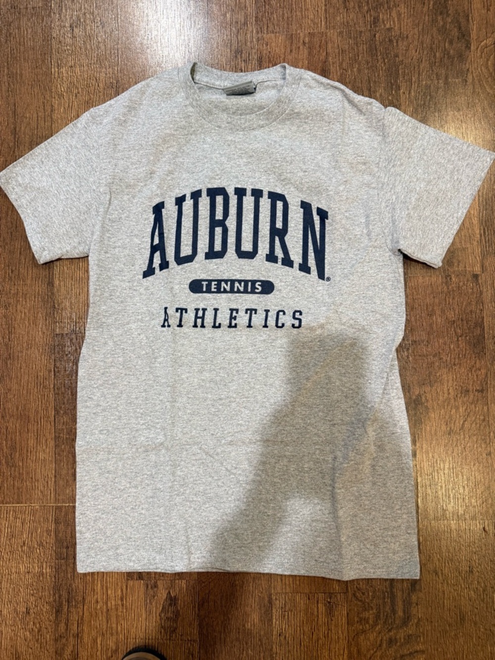 Auburn Tennis grey t shirt s